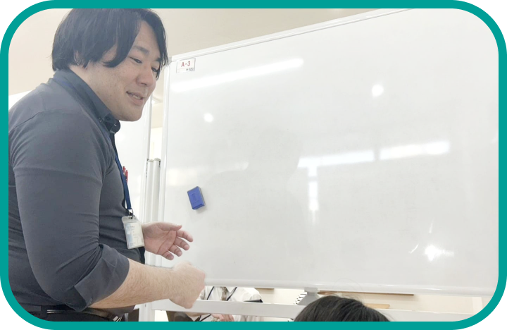 授業を行うプロ講師
